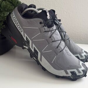 Salomon Speedcross 6 Gray and Black Trail Runners with Quicklace